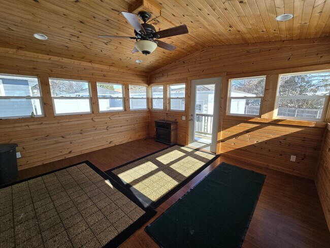 Building Photo - 3502 Veralta Dr