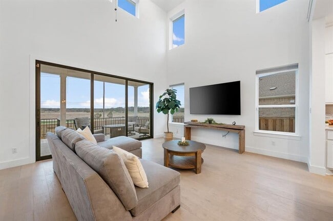 Building Photo - 2240 Sawdust Dr