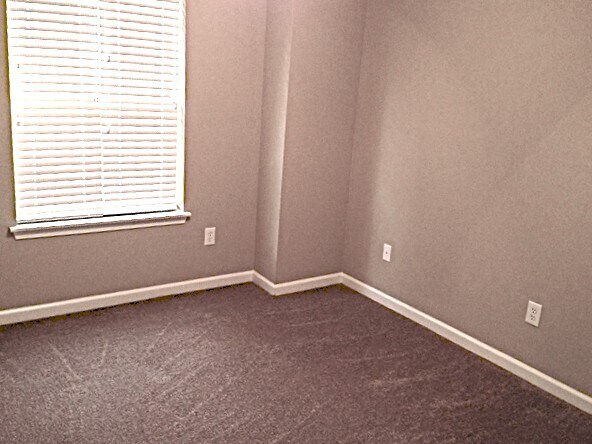 Building Photo - 2738 Seastrand Ln