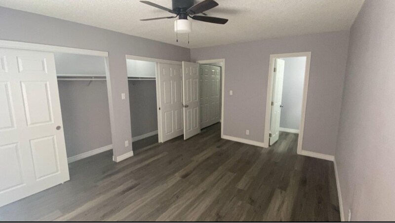 Building Photo - 3915 Cll Tereon