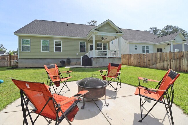 Building Photo - 6813 Deloach Drive