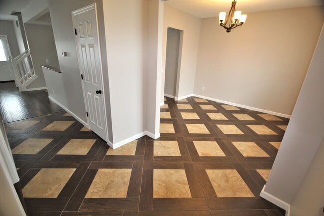 Building Photo - 3 Bedroom - Dublin