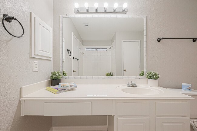 Building Photo - 3727 Morning Cove Ln