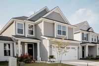 Building Photo - 311 Green Fern Dr