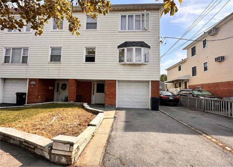 Primary Photo - 15-83 208th Pl