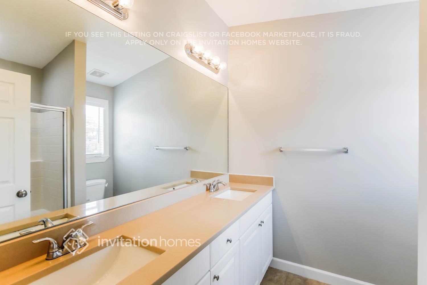 Building Photo - 140 Carol Susan Ln