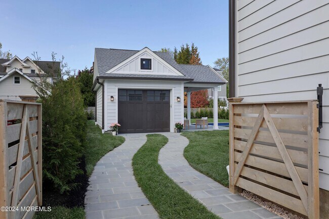 Building Photo - 408 Central Ave