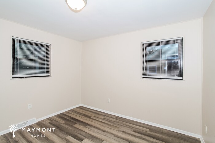 Building Photo - 9753 Woodmill Ln