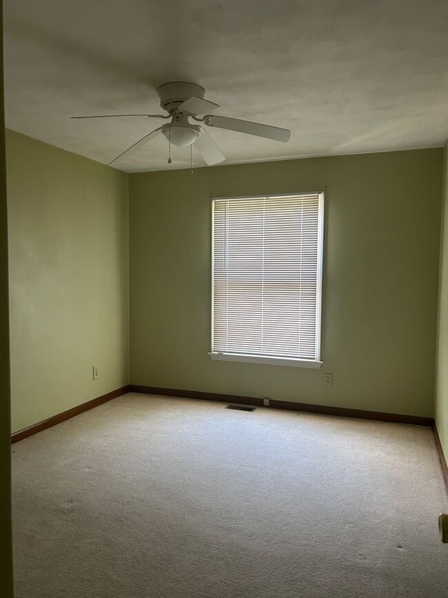 Building Photo - Lovely Home for Rent