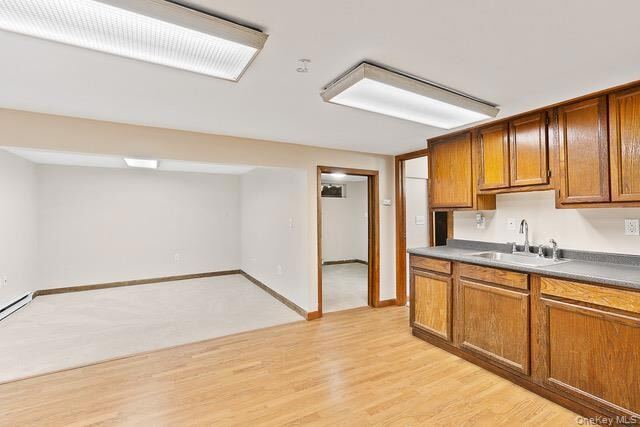 Building Photo - 10 Brooker Dr