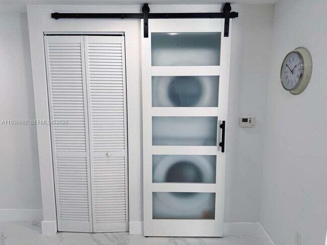 Building Photo - 601 NE 23rd St