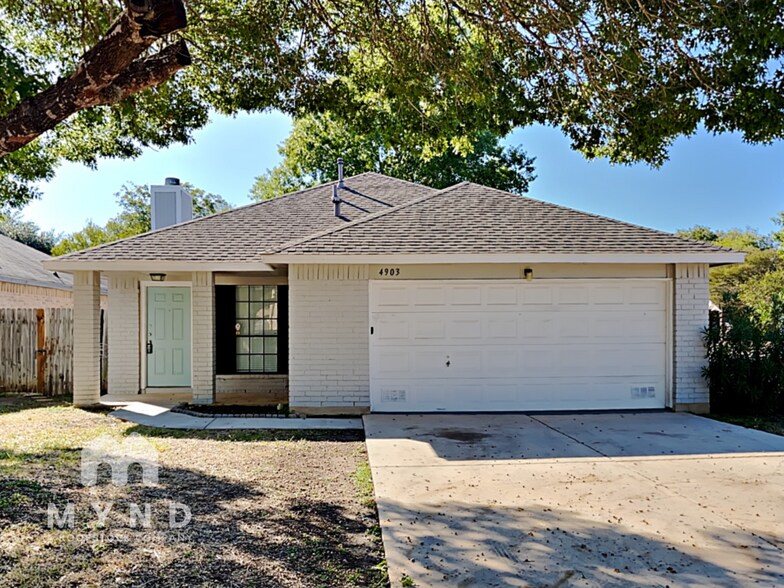 Primary Photo - 4903 Pecan Estates