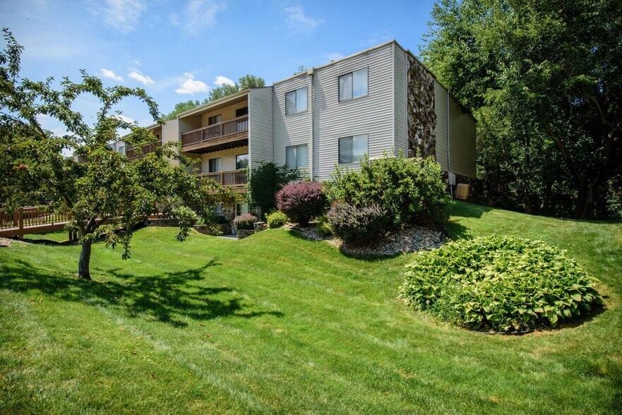 Park Place Apartments 12115 Williams Plz Omaha NE 68144 Apartment