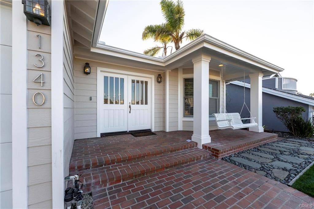 Building Photo - 1340 1st St