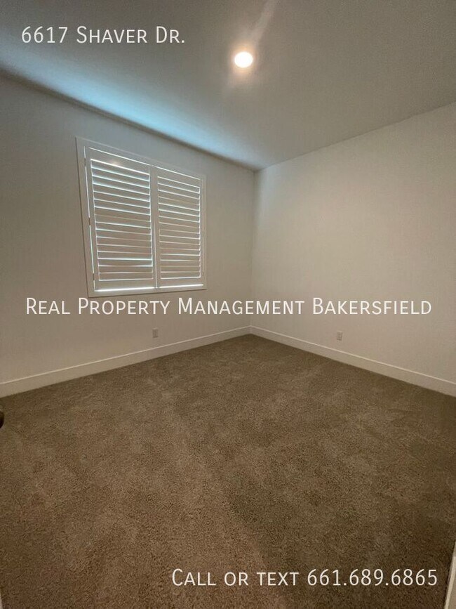 Building Photo - 6617 Shaver Dr