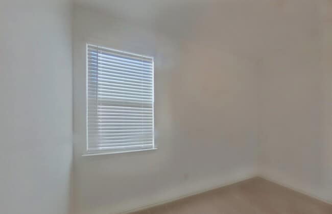 Building Photo - Beautifully Renovated 4-Bedroom Home with Premium Finishes