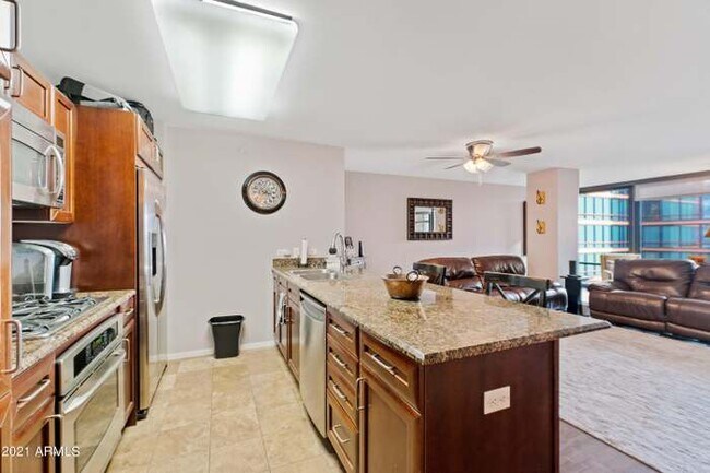 Building Photo - 4808 N 24th St