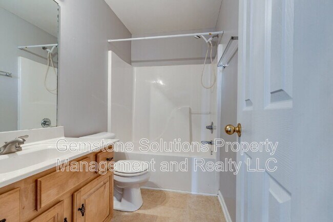 Building Photo - 3011 Baker Way