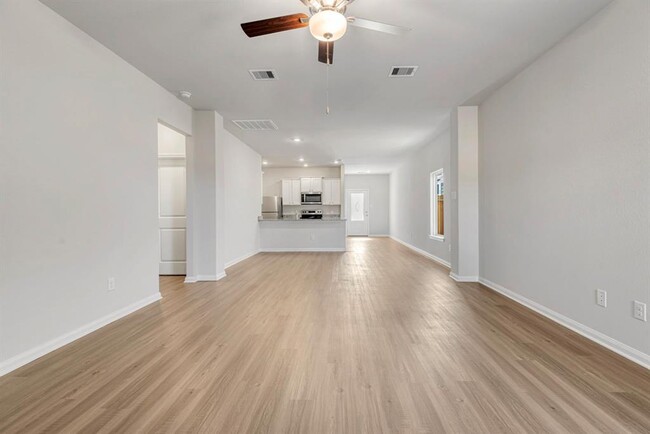 Building Photo - 8025 Vanilla Orchid Dr