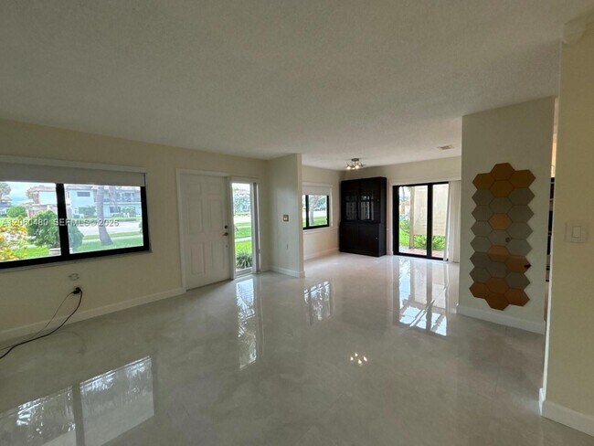 Building Photo - 6900 NW 169th St