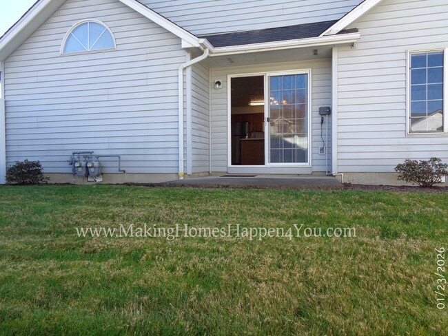 Building Photo - 7475 Parkplace Dr NE