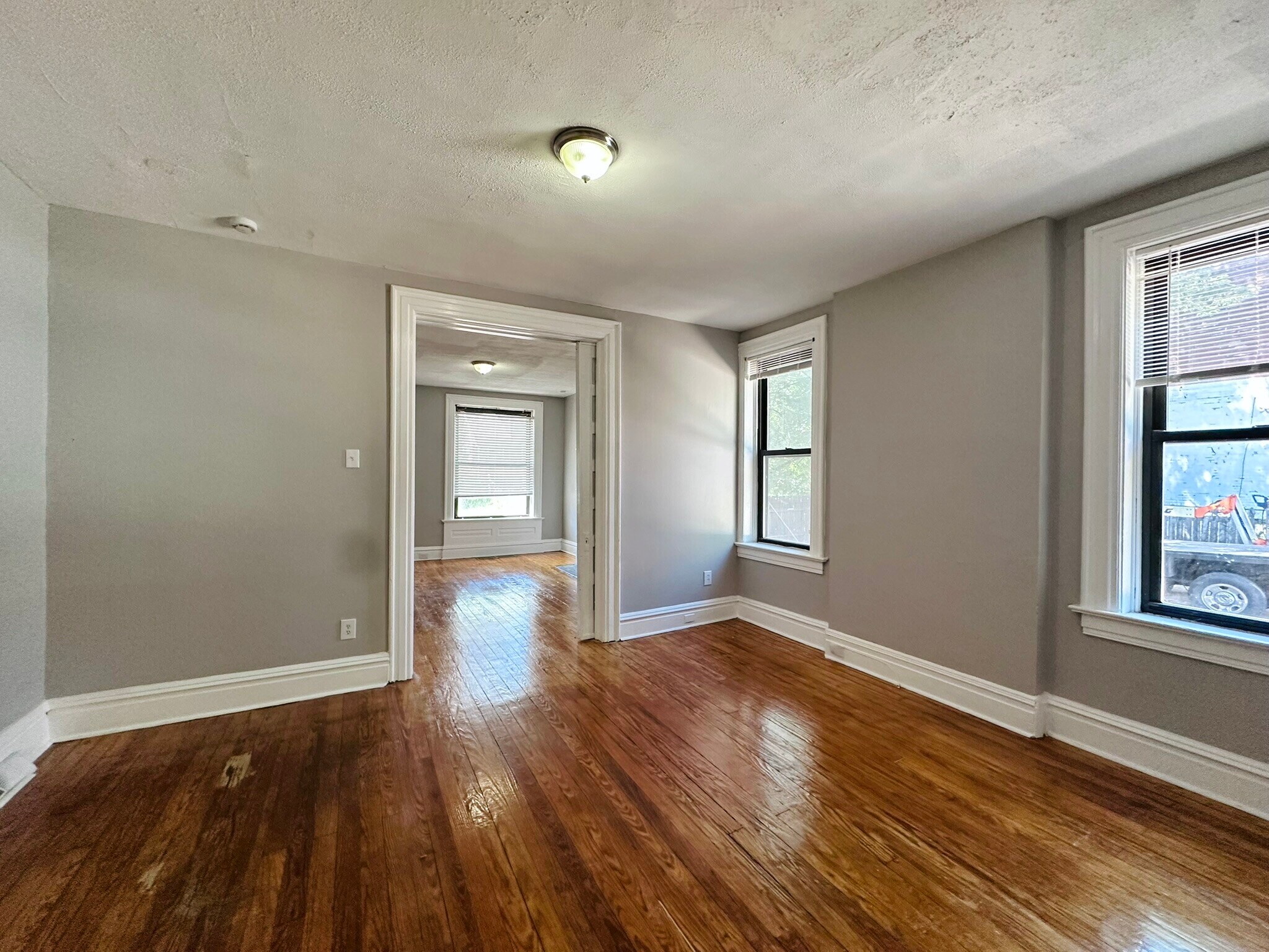 Building Photo - 3205 Arsenal St