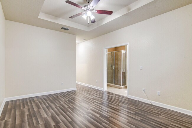 Building Photo - 10366 Wellington Parc Dr
