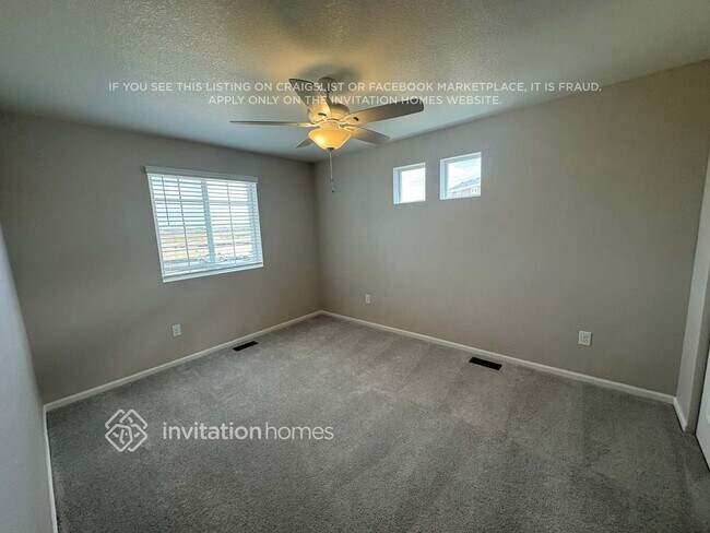 Building Photo - 3377 Streamwood Dr
