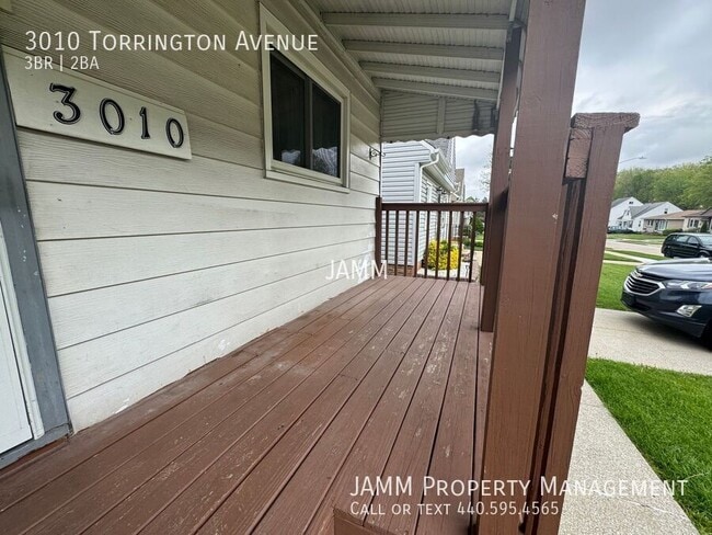 Building Photo - 3010 Torrington Ave