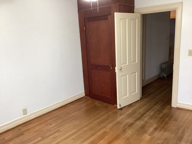 Building Photo - 6- 8 E. Third Street