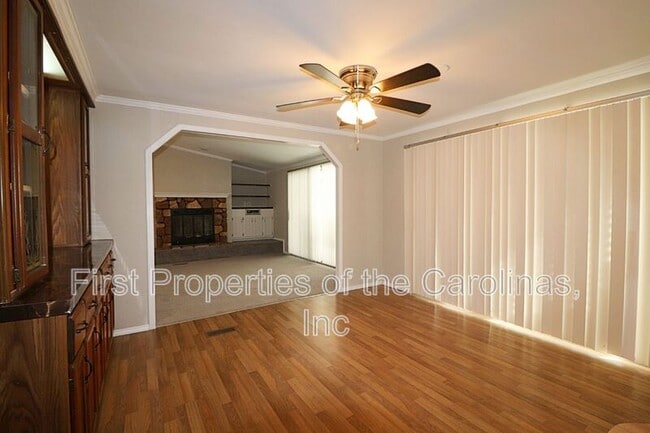 Building Photo - 1148 Southwood Dr