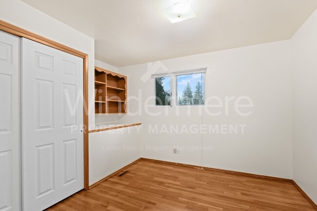 Building Photo - Welcome to the Spokane Valley