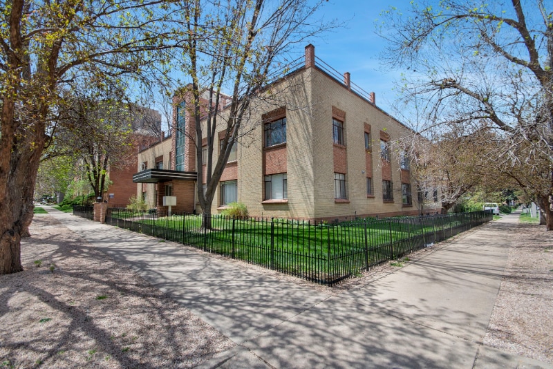 Building Photo - 1375 N Williams St