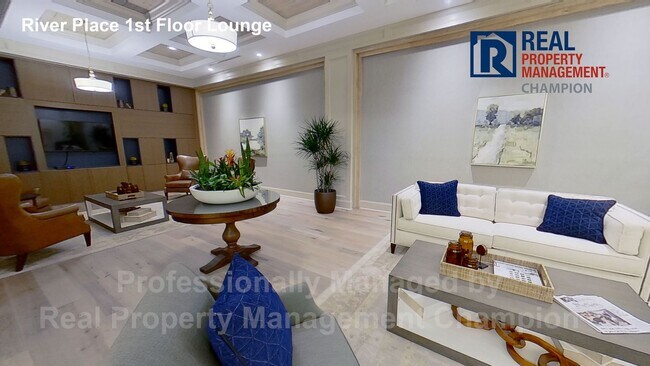 Building Photo - Luxury Condo with Water Views in Heart of Wilmington