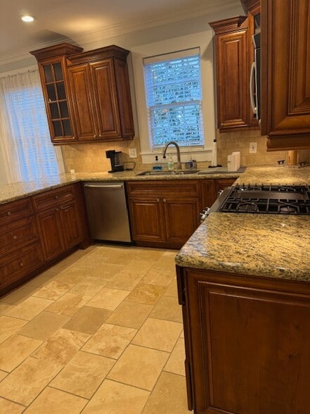 Building Photo - 71 17th St NE