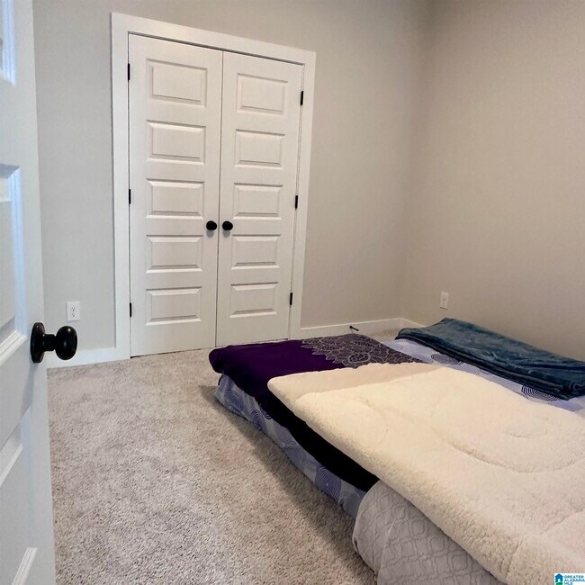 Building Photo - 4740 Arden Wy