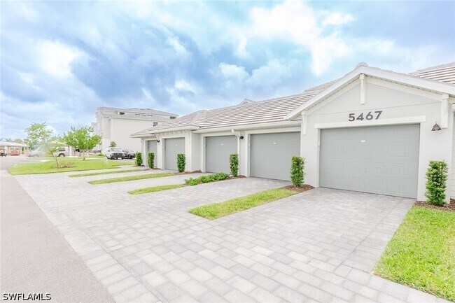 Building Photo - 5467 Double Eagle Cir