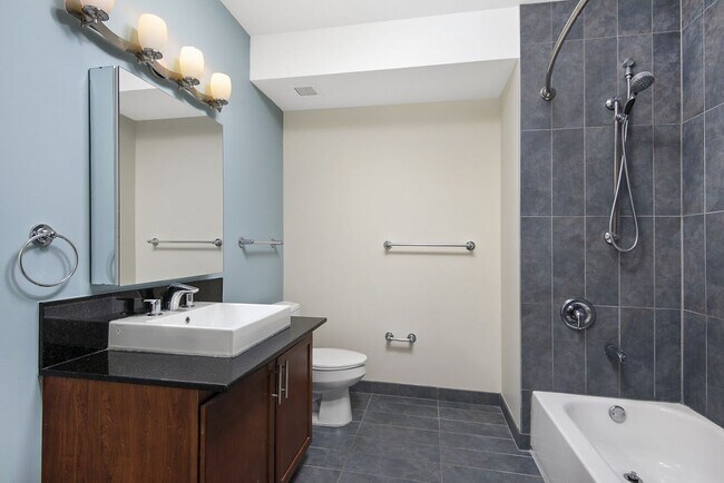 Building Photo - 205 W Wacker Dr