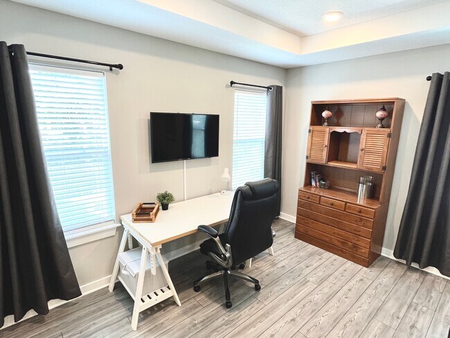 Building Photo - 6307 S Roberts Ave