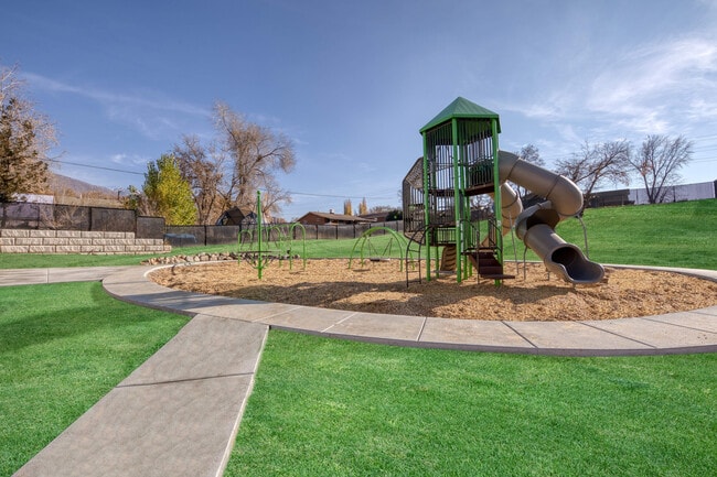 Madison Playground - Madison Towns