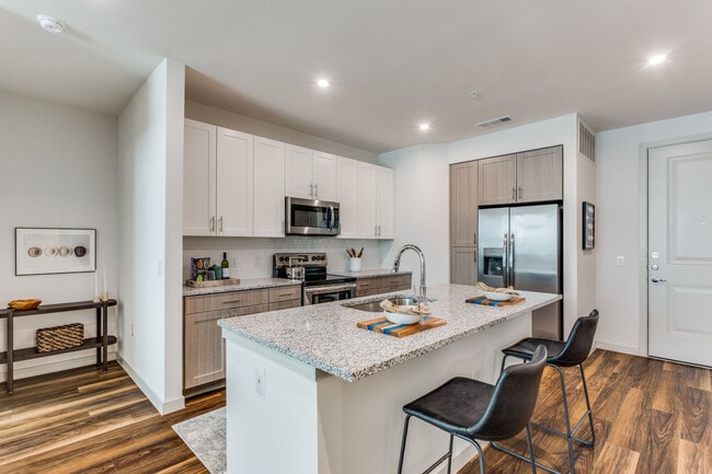 Building Photo - Cobalt