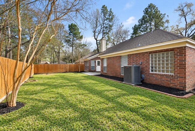 Building Photo - 18 Barn Lantern Pl