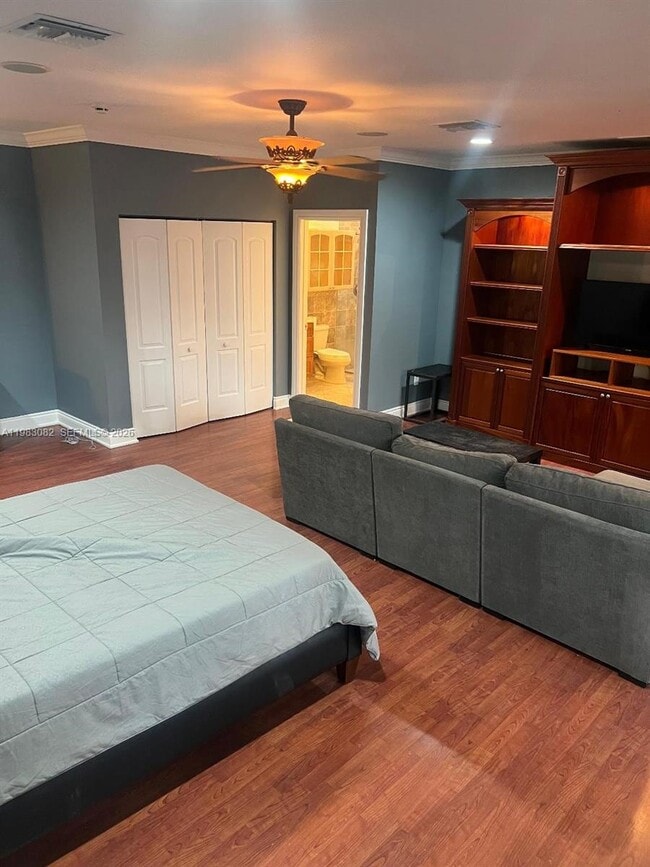 Building Photo - 1430 Polk St