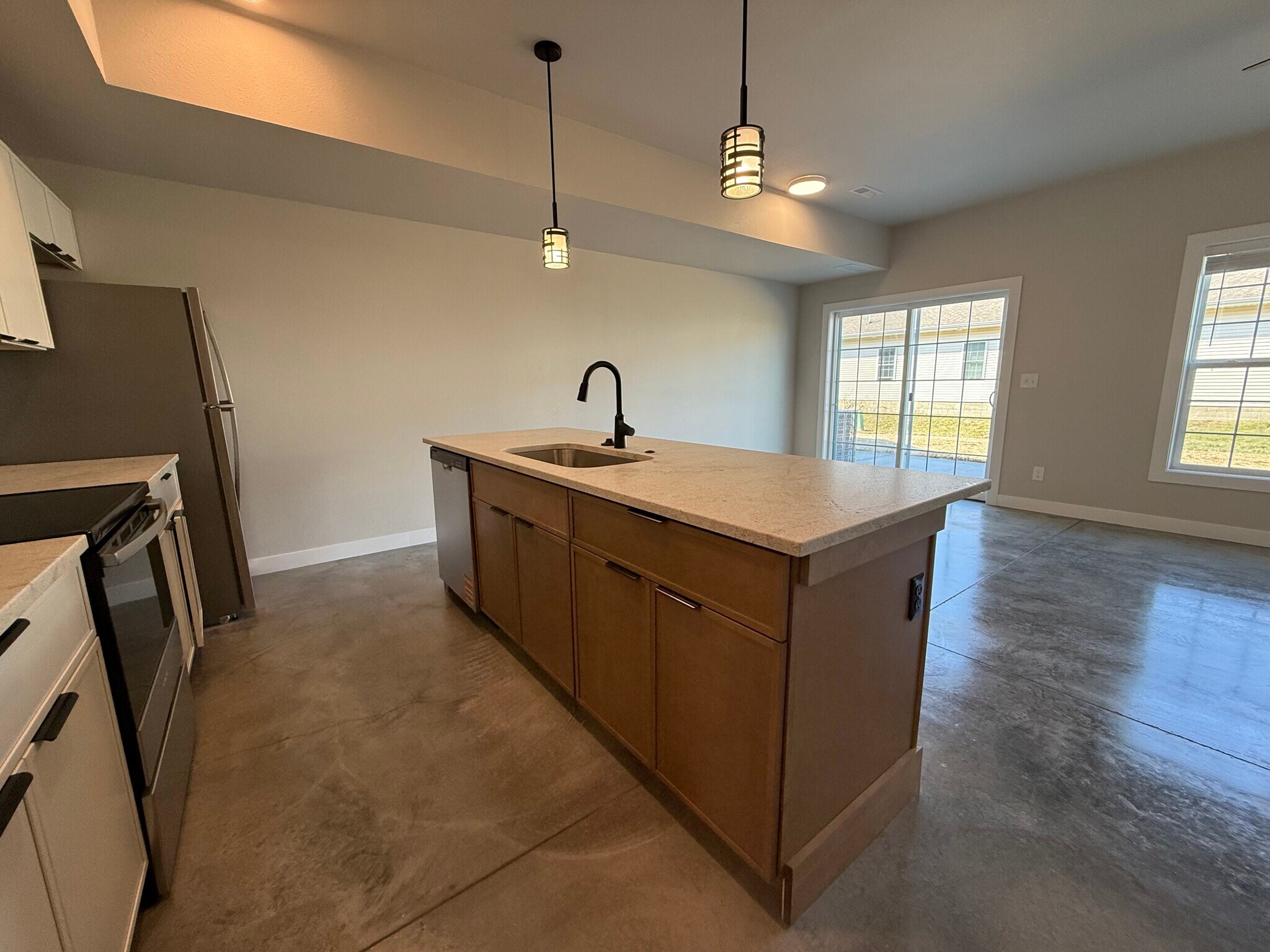 Building Photo - 3310 Stoneway Ct