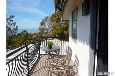 Building Photo - 760 Rembrandt Dr