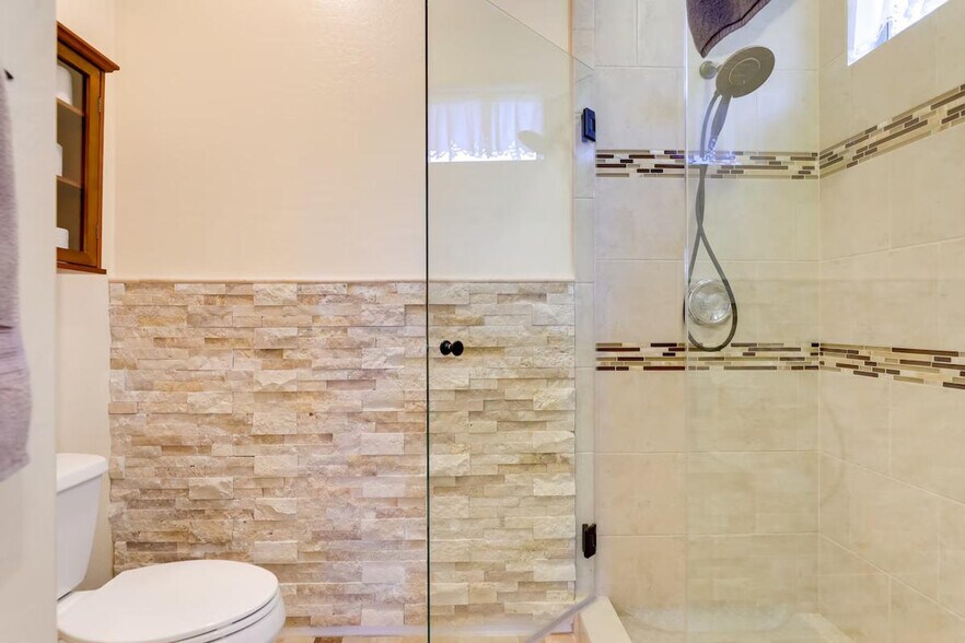 Building Photo - 1749 W Owens Way