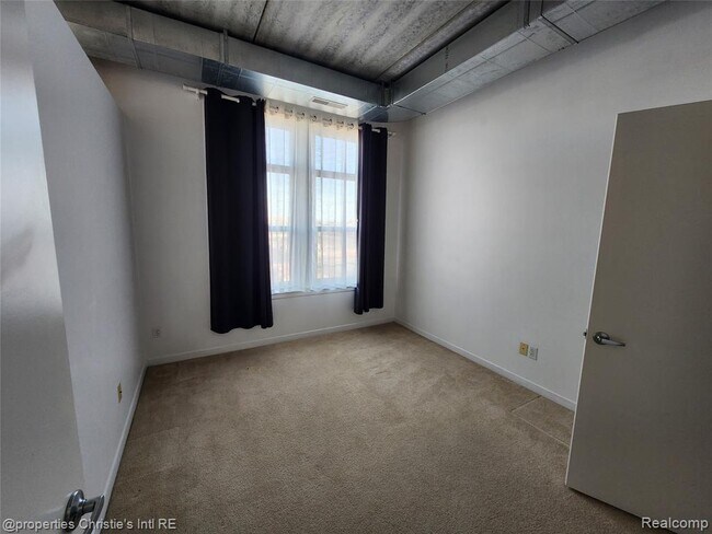 Building Photo - 66 Winder St