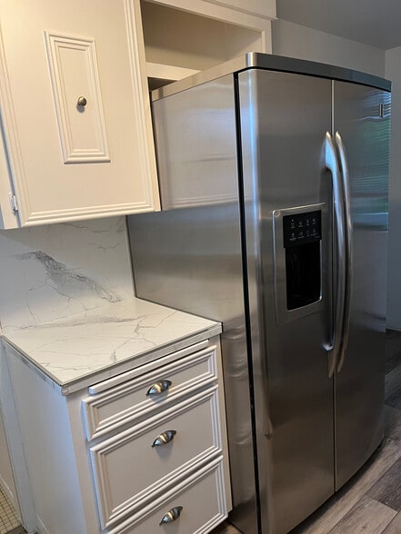 Building Photo - 1471 Rainier Court