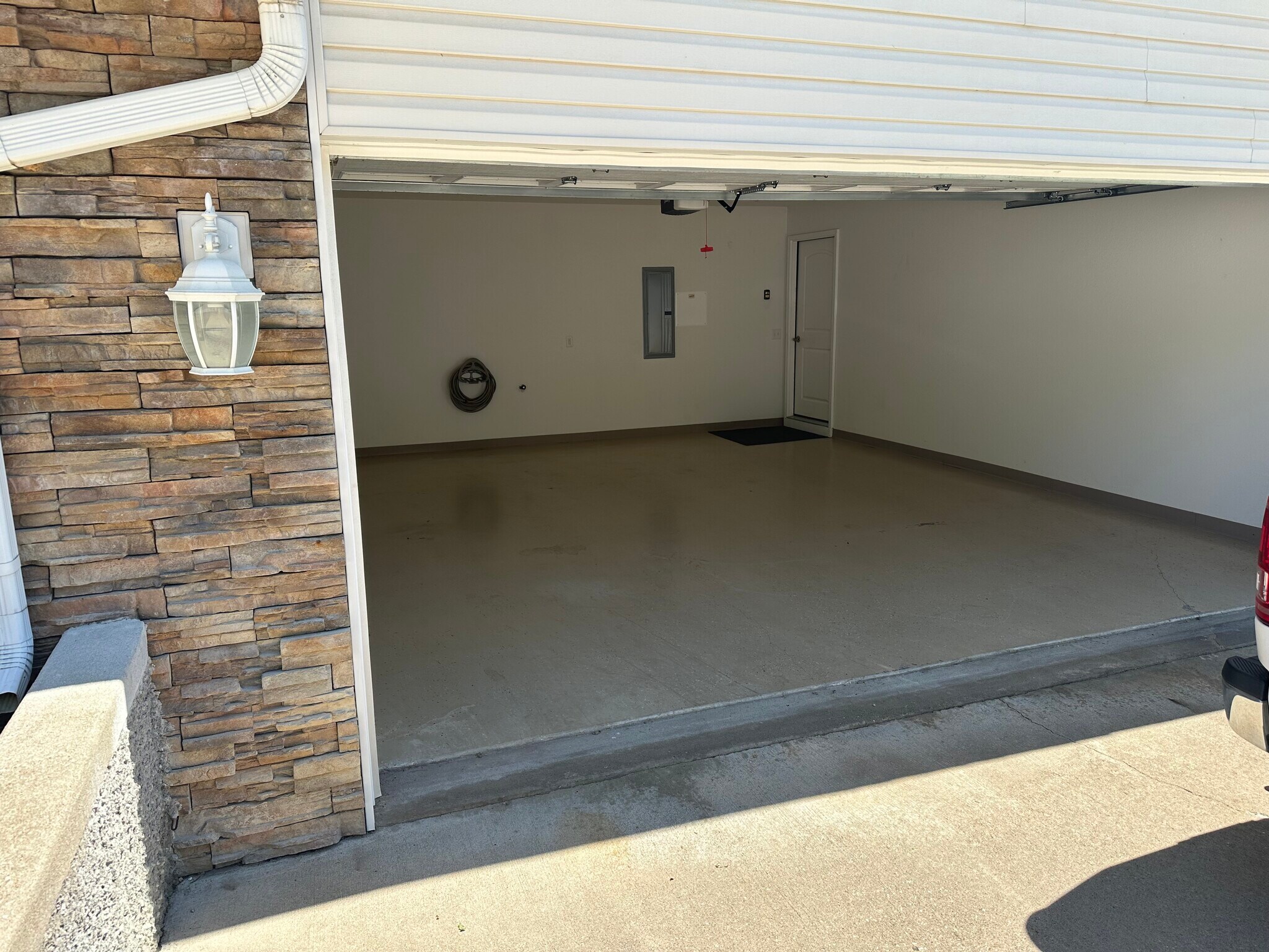 Building Photo - 5214 Big Ship