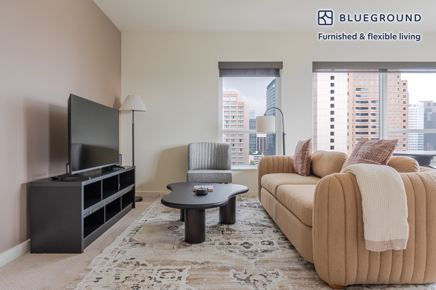 Building Photo - 10349 NE 10th St